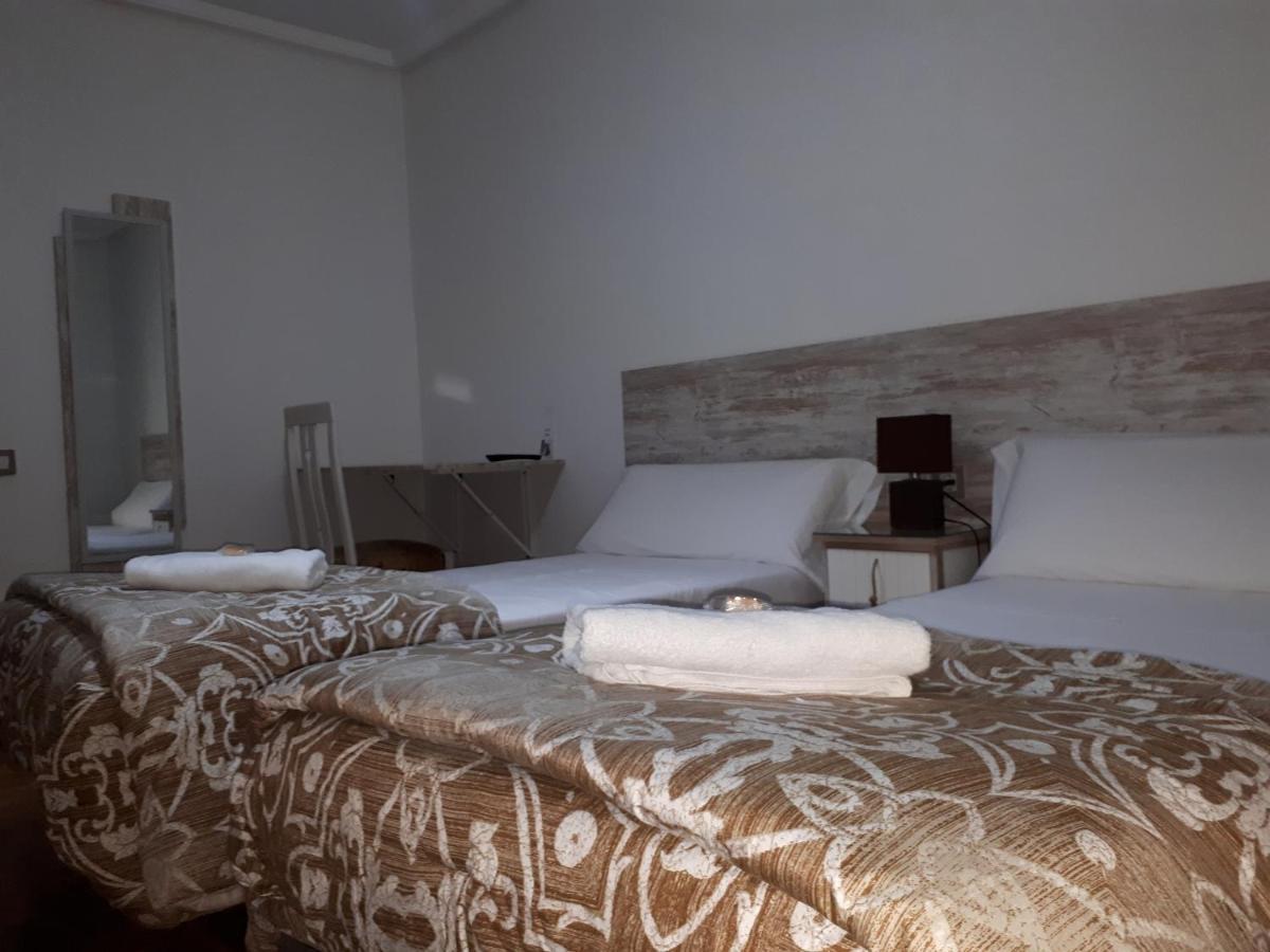 Pension Saint Mateo Logroño Dış mekan fotoğraf